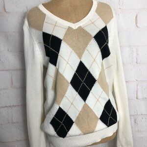 ⬇️ IZOD Golf Cream Argyle V-Neck Women’s Sweater